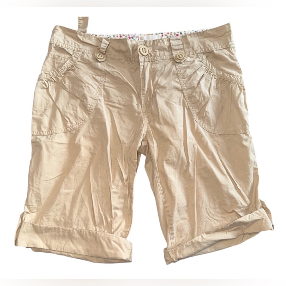Juniors Outlook capris shorts